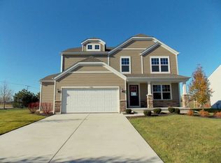 10884 Hillcrest Ln, Dyer, IN 46311