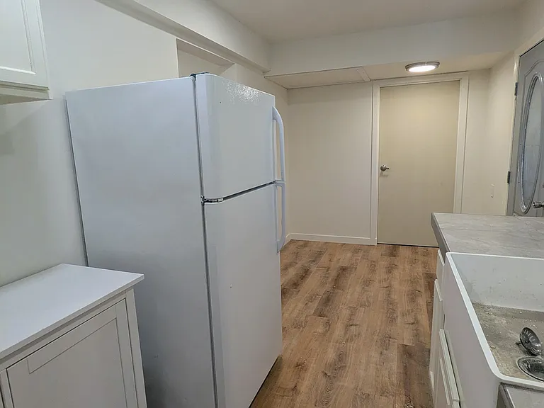 838 Plumosa Ave — Photo 9