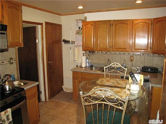 5th image of 11453 158th St