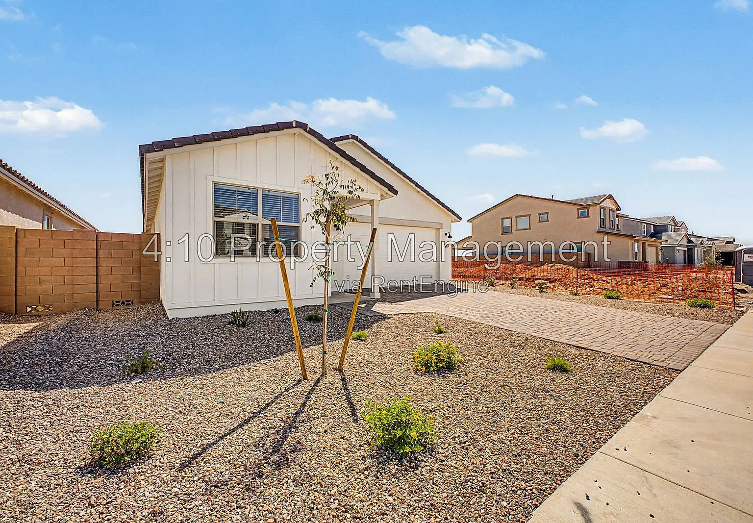 4 bed, 3.0 bath, 2107 sqft, $2,425 — Photo 3