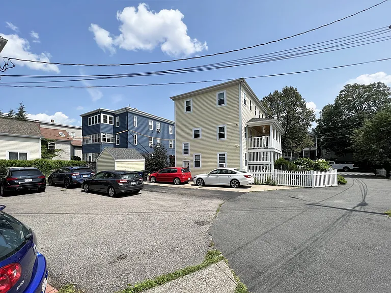 32 1/2 Linden Ave #1 — Photo 11
