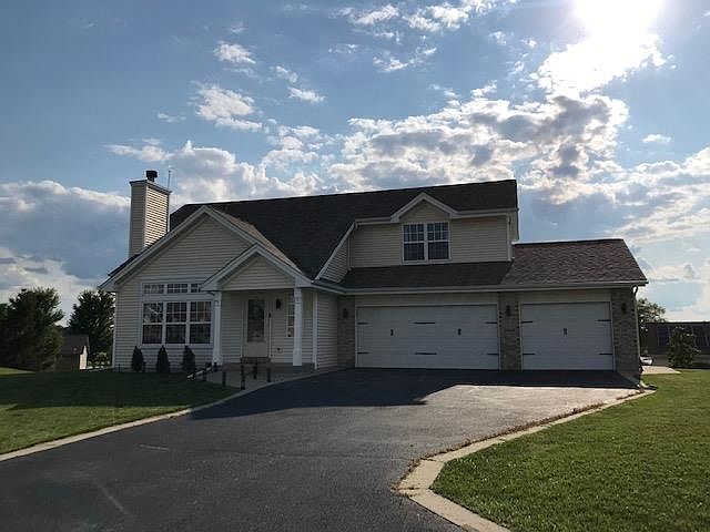 1st image of 3840 Butterfield Dr