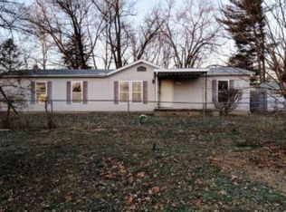 137 Beach Dr, Medway, OH 45341