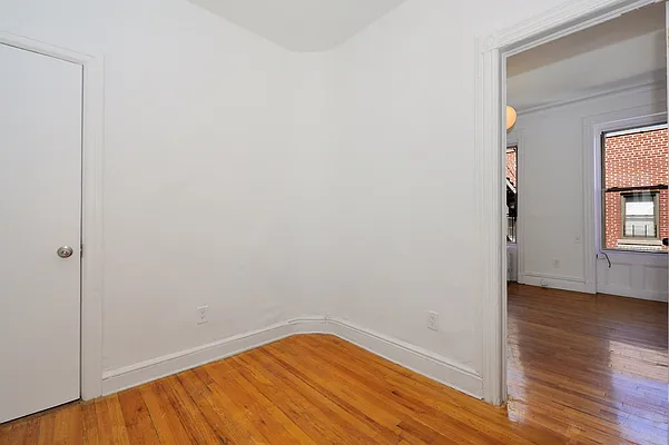 Rented by Aether Property Group | media 3