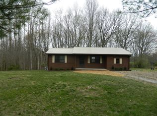550 Christenson Rd, Deer Lodge, TN 37726