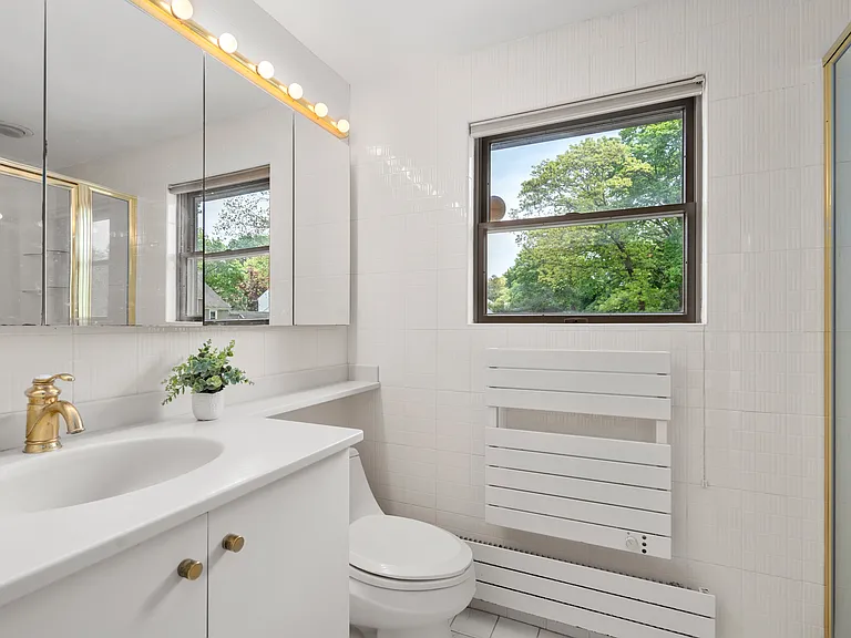 832 Chestnut St — Photo 26