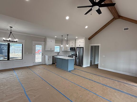 5th image of 106 Mill Ridge Cir