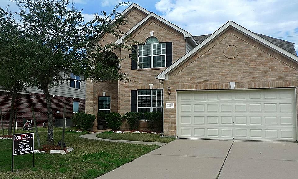 1st image of 12107 Auburn Creek Dr