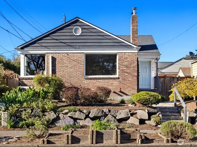 2106 NW 77th Street, Seattle, WA, 98117