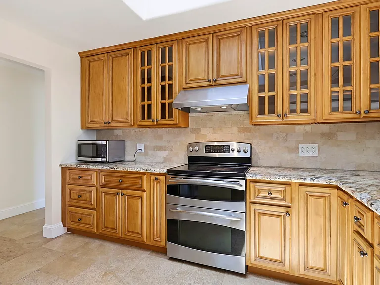 1635 Blossom Hill Rd — Photo 15