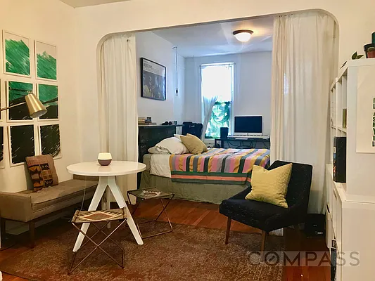 Rented by Compass | media 14