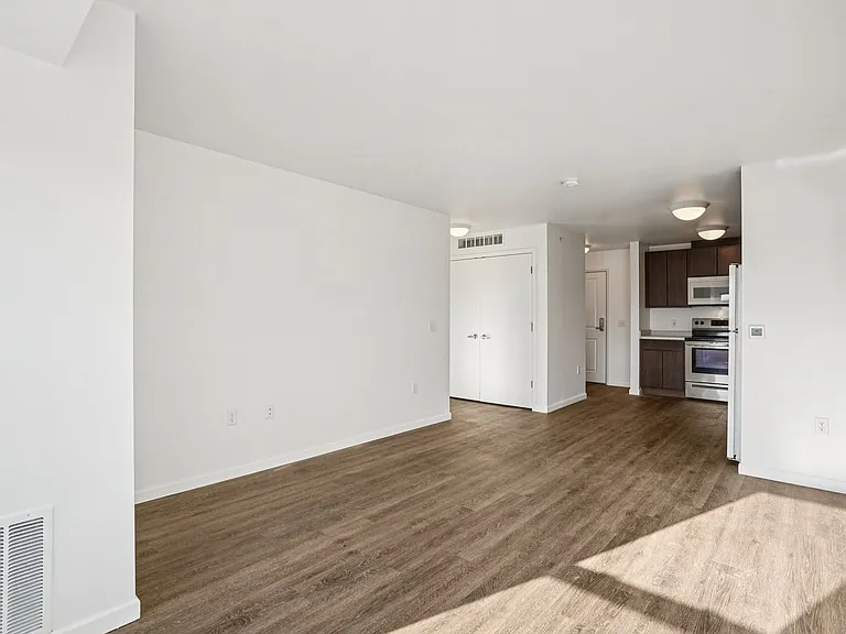 Lexington Flats — Photo 19