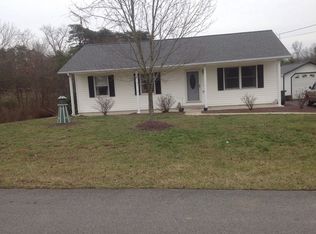 150 Fiesta Dr, Bunker Hill, WV 25413