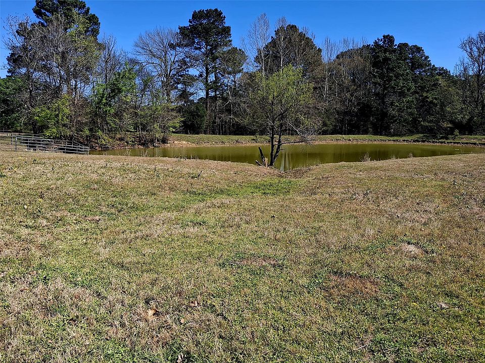 1st image of 435 Fm 2064 N