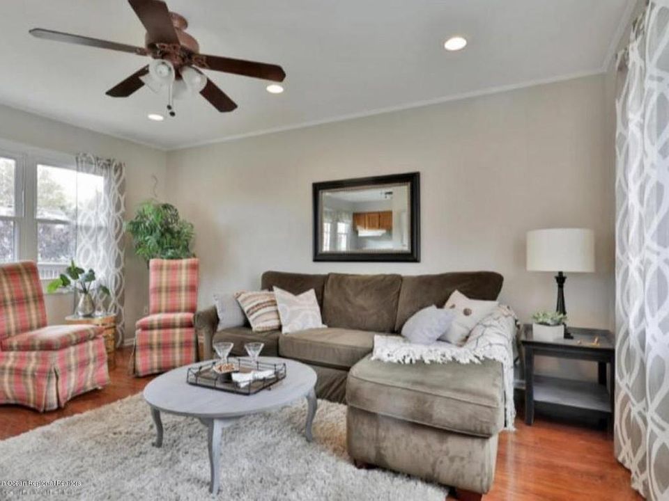 846 Palmer Ave, Middletown, NJ 07748 Zillow