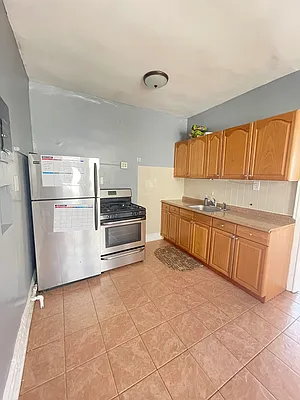 Rented by Brixton Manor LLC | media 4