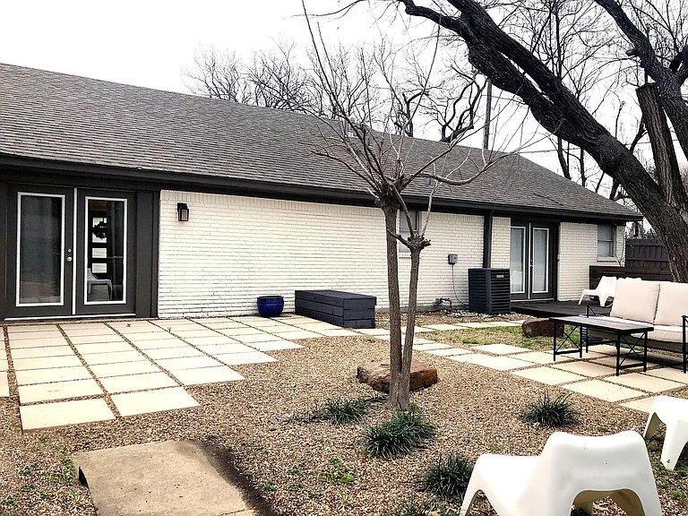 10807 Marsh Ln — Photo 16
