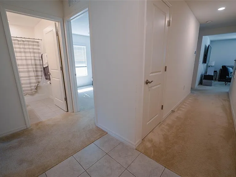 10561 Laguna Plains Dr — Photo 23