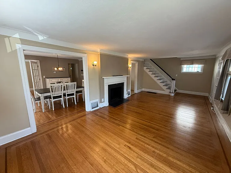 503 Commonwealth Ave — Photo 6