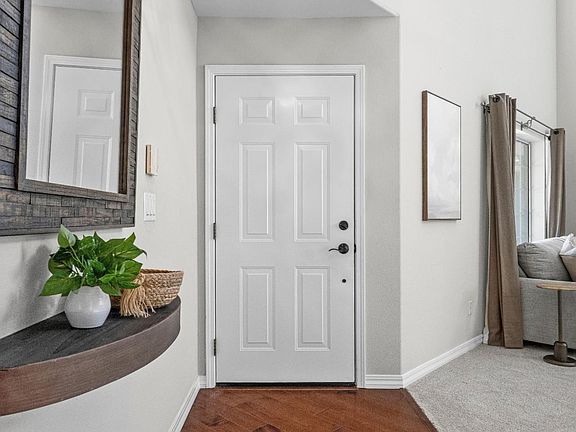 3rd image of 15390 La Arboleda Way