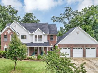 2306 Spyglass Summit Ct, High Ridge, MO 63049