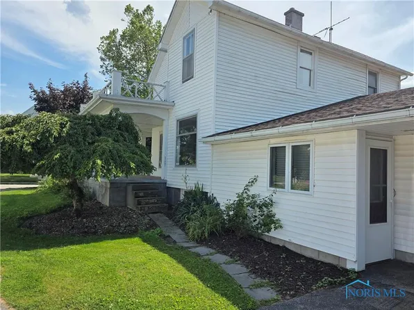 234 W Chestnut St, Wauseon, OH 43567