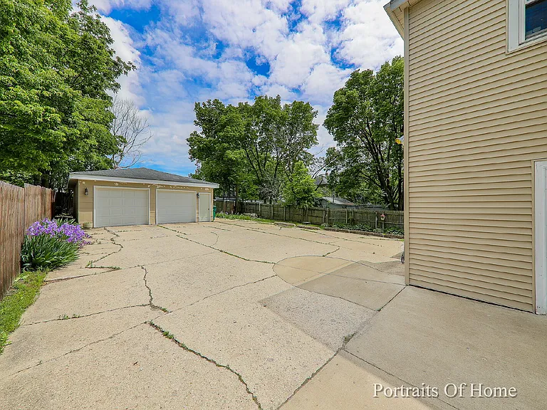 812 S Jefferson St — Photo 11