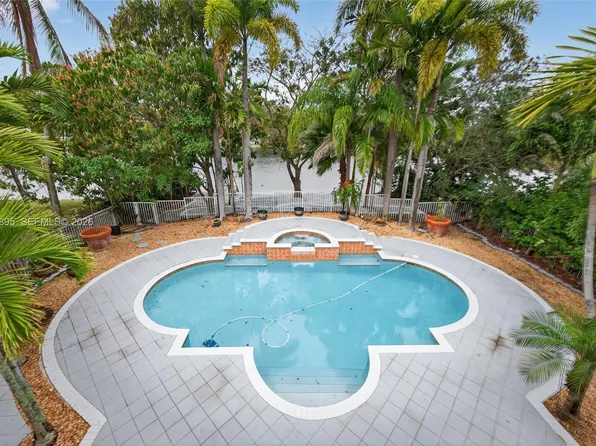 3468 SW 175th Ave, Hollywood, FL 33029