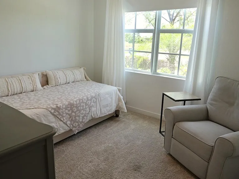 1753 NE White Pine Ter — Photo 34