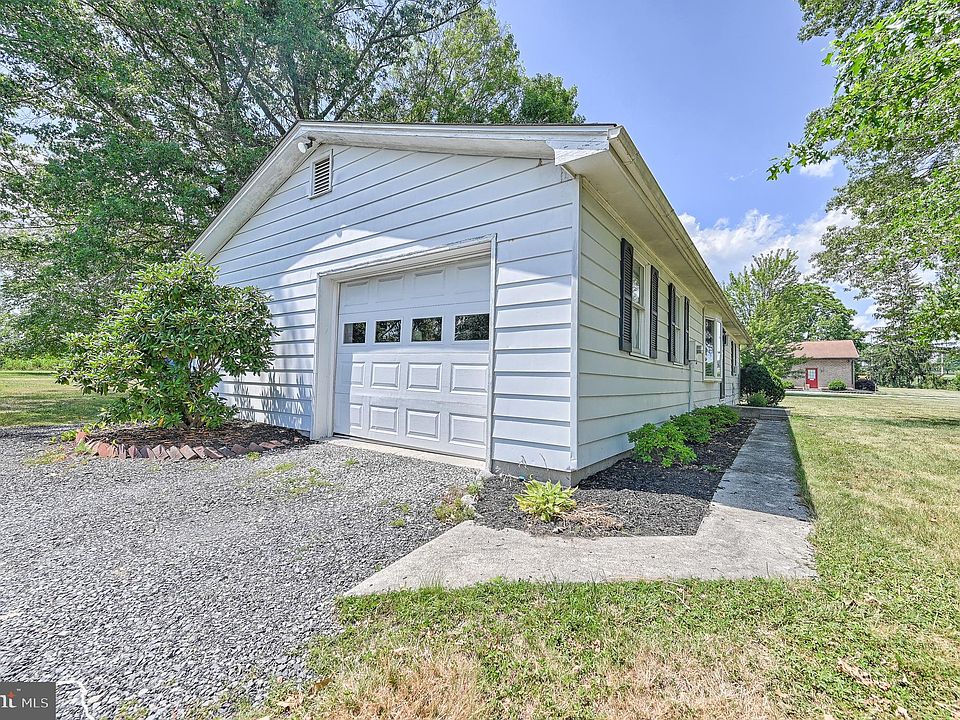 2320 Biglerville Rd, Gettysburg, PA 17325 Zillow