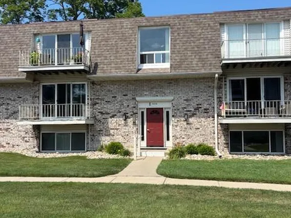3616 Lakeshore Dr APT E12, Saint Joseph, MI 49085