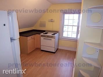 2nd image of 256 Lowell Ave #2ZC