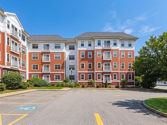 4th image of 250 Main St Unit 108B