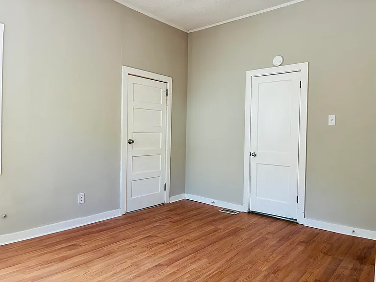 104 Miller St — Photo 18