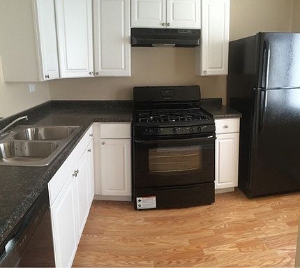 2nd image of 1406 Tonset Ln #1406