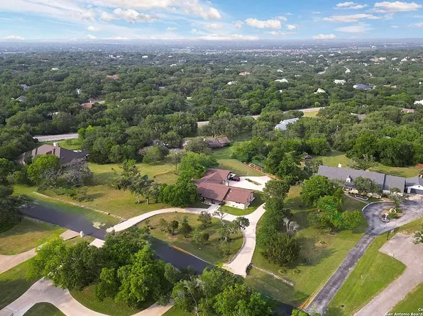 8645 Noble Lark Dr, Boerne, TX 78015