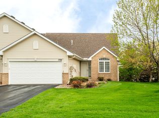 7798 Hill Rd, Woodbury, MN 55125