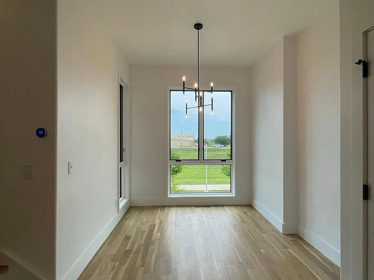 1707 Wheeler St — Photo 5