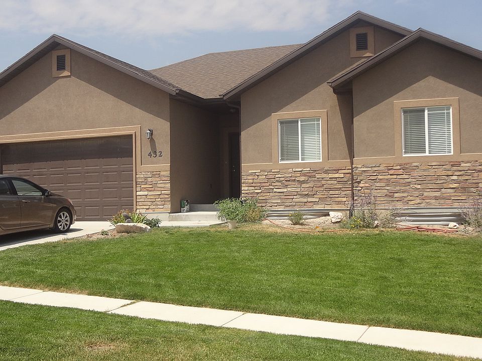 1st image of 432 W Appaloosa Dr