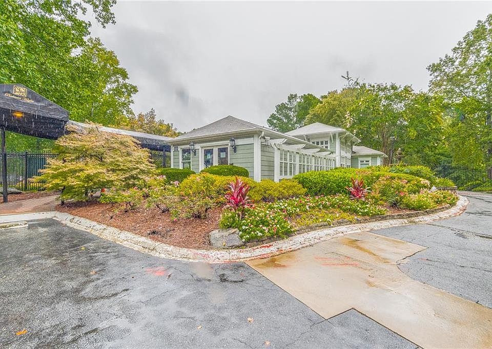 1st image of 803 Summit North Dr NE #803