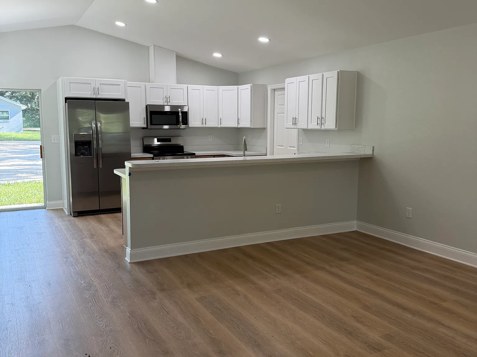 N Walnut Cir, Lakeland — Photo 3