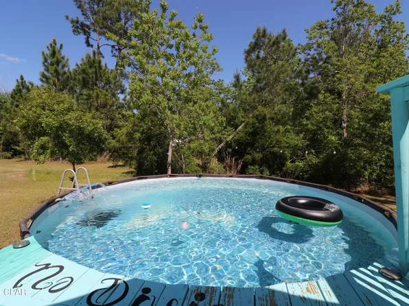 11038 Silver Lake Rd, Fountain, FL 32438