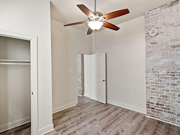 2nd image of 1721-23 France Ave #1721