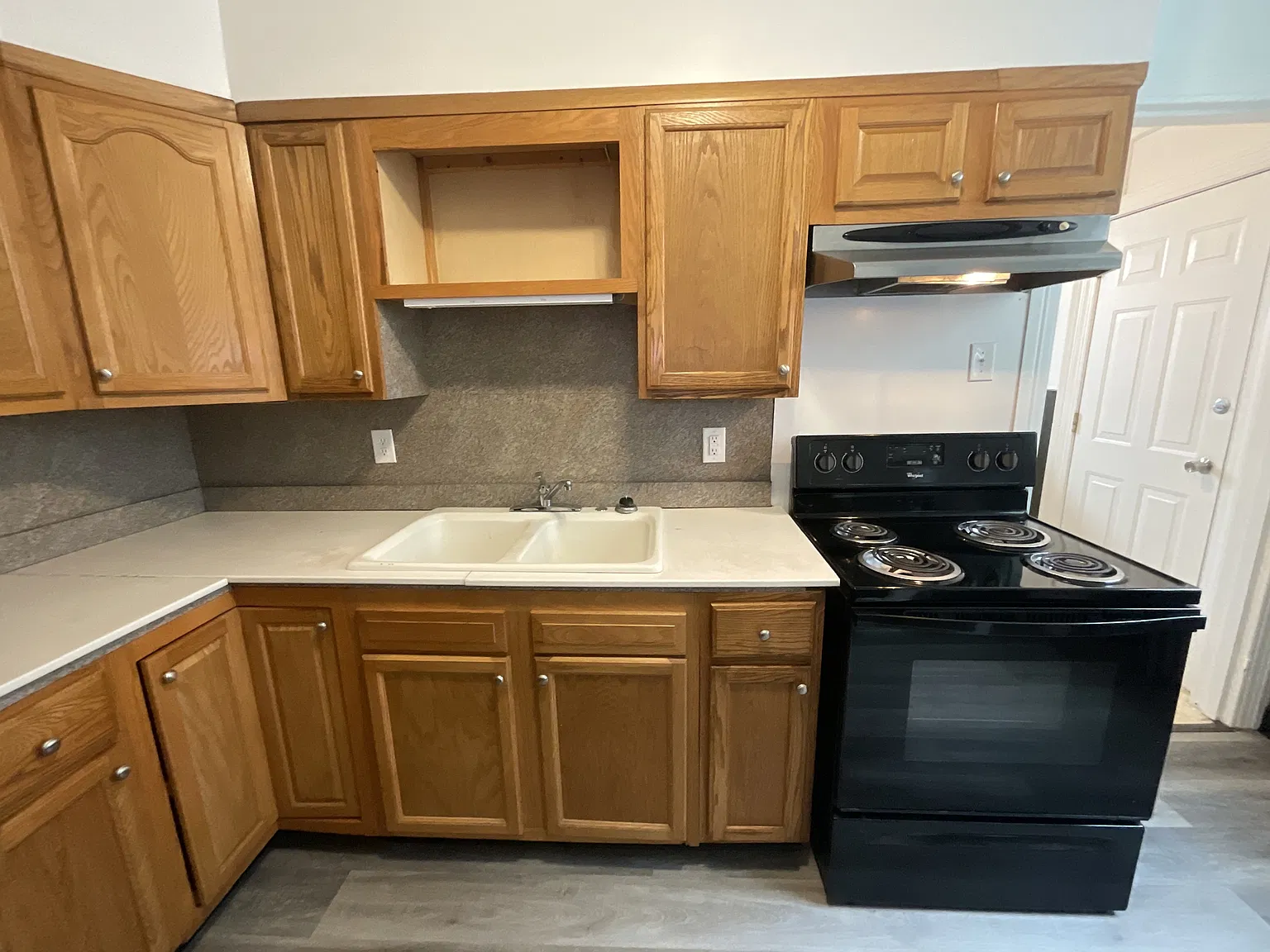 618 Salem Ave, York - 1st Fl — Photo 4