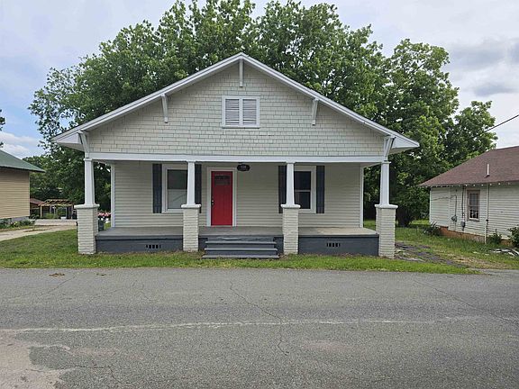 2nd image of 108 Washington Ave