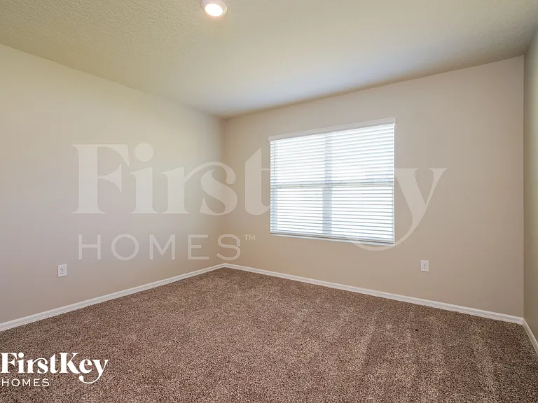 2741 Grand Central Ave — Photo 12
