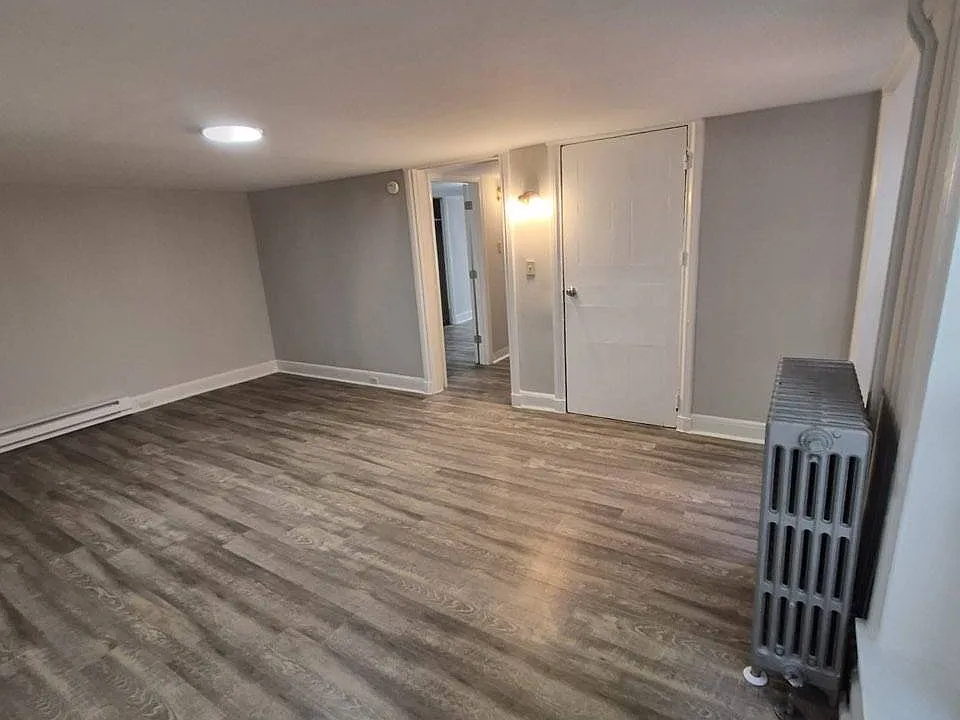 511 S Centre St #2