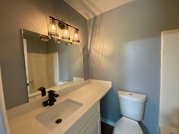 5th image of 6418 Baker Ct #D