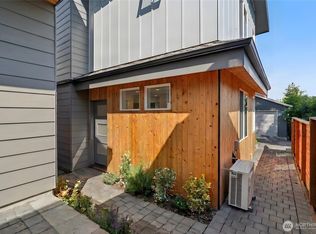5042 35th Ave NE, Seattle, WA 98105