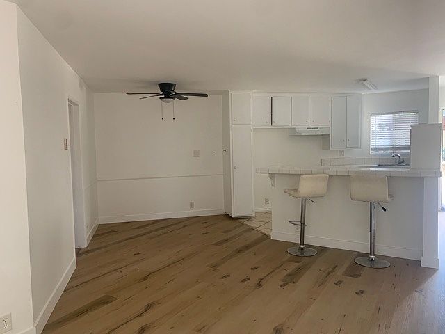 1st image of 21709 Saticoy St #4
